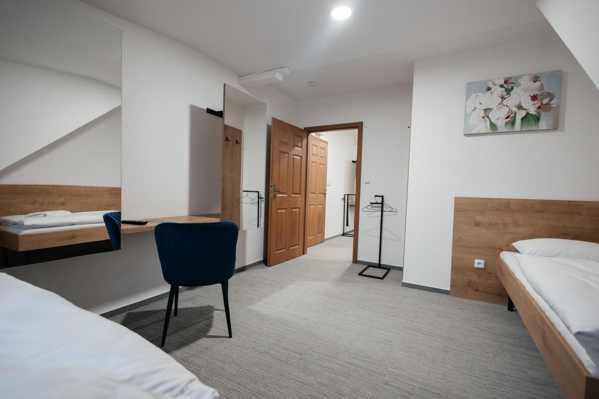 Golden Golem Hotel & Spa Прага Екстер'єр фото